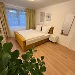 Lejlighed Moderne, Komplett Eingerichtete Mit Parkplatz & 24h Check-in *