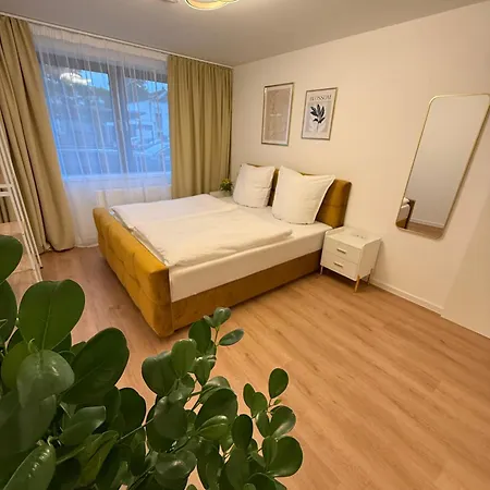 Lejlighed Moderne, Komplett Eingerichtete Mit Parkplatz & 24h Check-in *