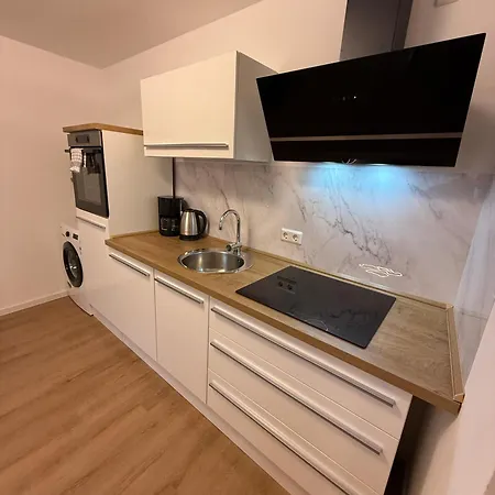 Moderne, Komplett Eingerichtete Mit Parkplatz & 24h Check-in Braunschweig