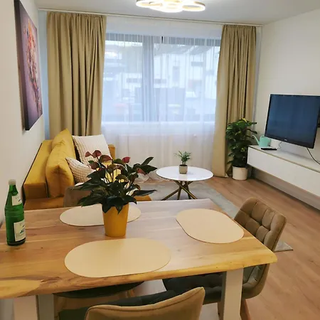 Moderne, Komplett Eingerichtete Mit Parkplatz & 24h Check-in * Μπραουνσβάιγκ