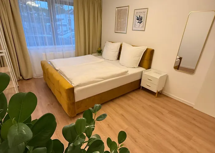 Апартаменты Moderne, Komplett Eingerichtete Mit Parkplatz & 24h Check-in *